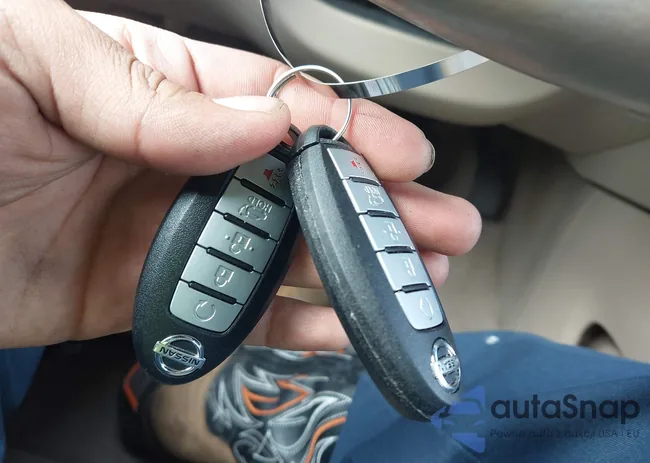 5N1AR2MN3EC697984: 44219703