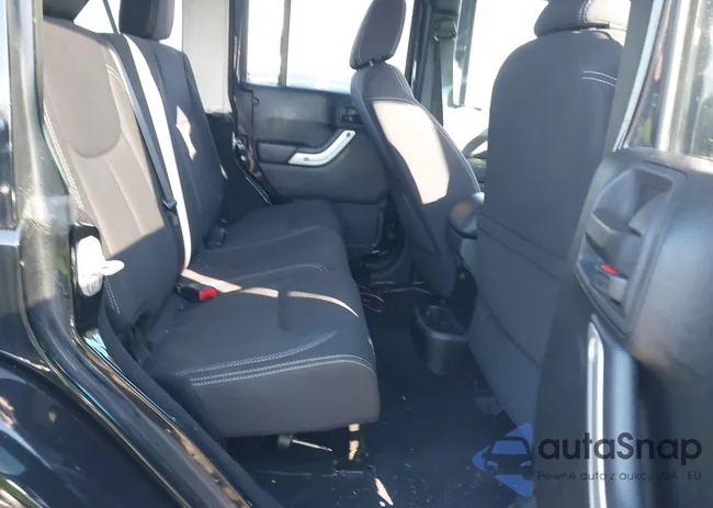 1C4BJWEG5DL538857: 44219871