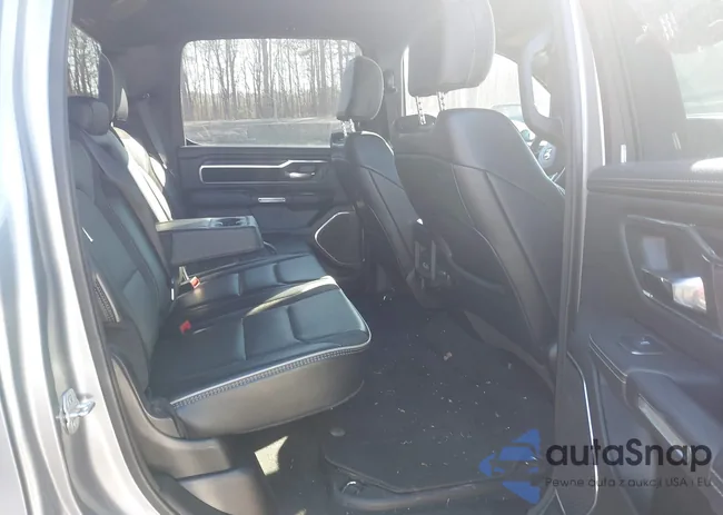 1C6SRFJT1RN206400: 44219932