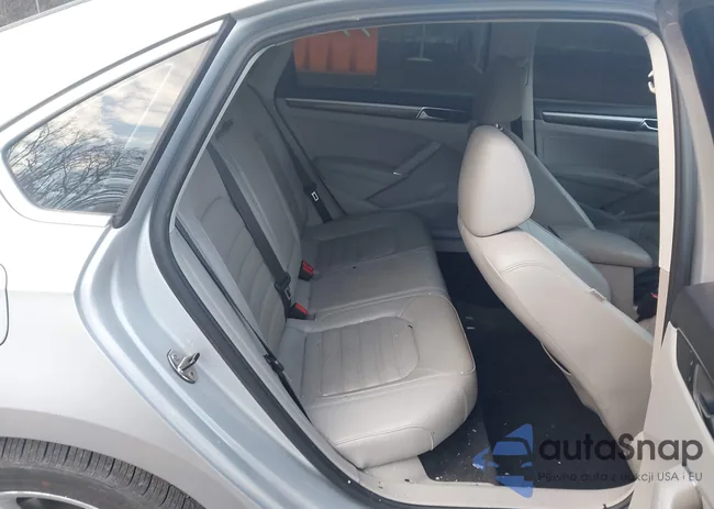 1VWCM7A37GC066134: 44219952