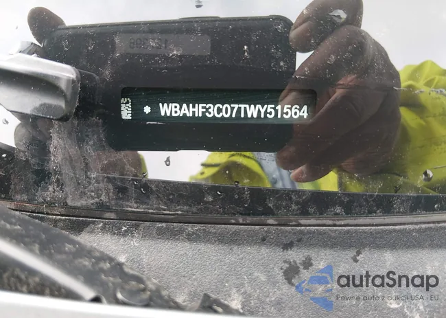 WBAHF3C07TWY51564: 44219011
