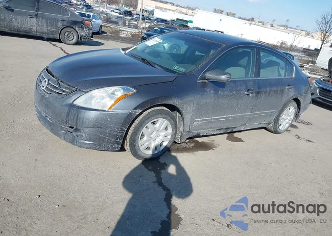 1N4AL2AP5CC142811: 44219087