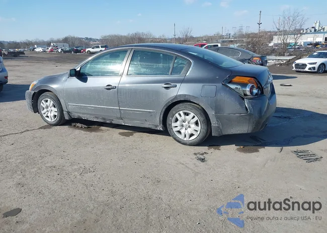 1N4AL2AP5CC142811: 44219087