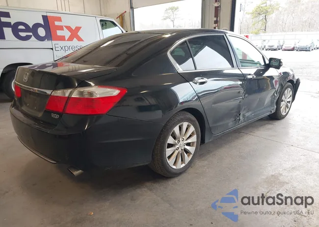 1HGCR2F75EA101024: 44219107