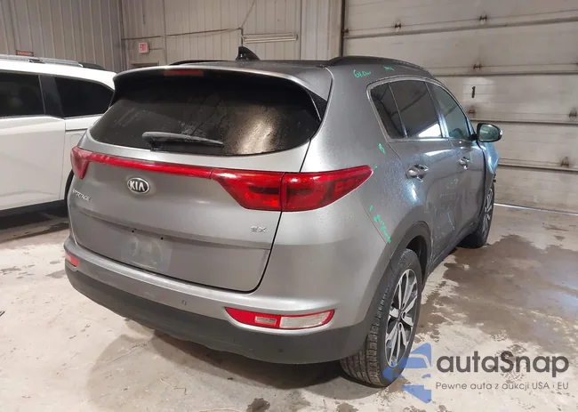 KNDPN3AC5J7356902: 44219214