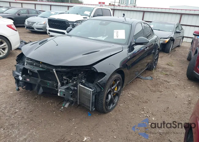 ZARFAEAV8J7572933: 44219262