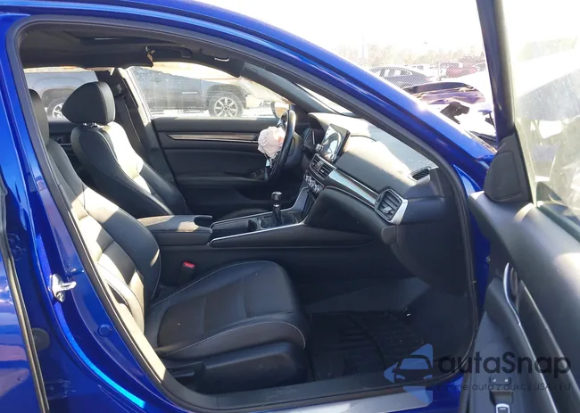 1HGCV2E37JA051067: 44219294