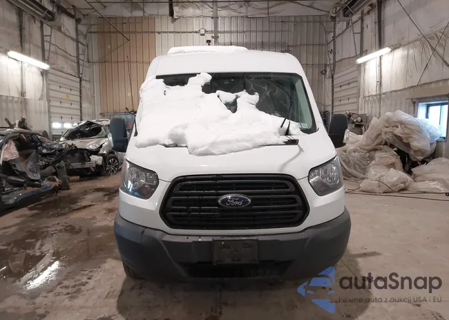 1FTYR2CM9KKA91053: 44219342