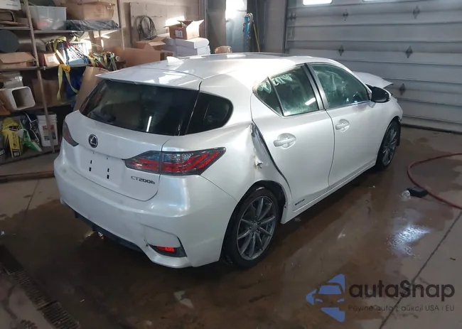 JTHKD5BH9F2224697: 44220358