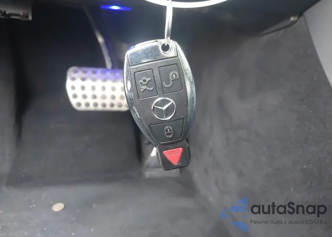 WDDUG8FB8GA233137: 44220374