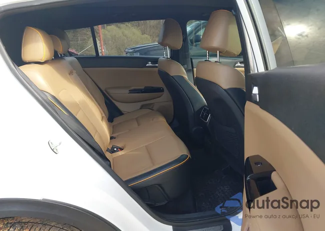 KNDPRCA66H7148052: 44220387