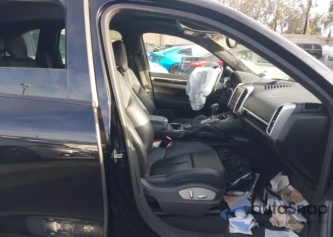 WP1AA2A29DLA19579: 44220508