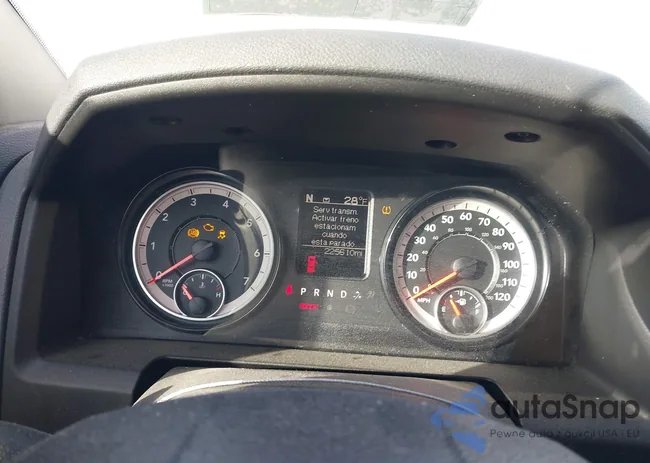 1C6RR6KT5KS572493: 44220551