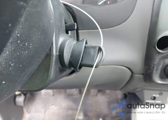 1FTYR10U91TA64880: 44220669