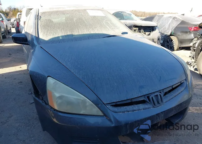 1HGCM66516A057853: 44220681