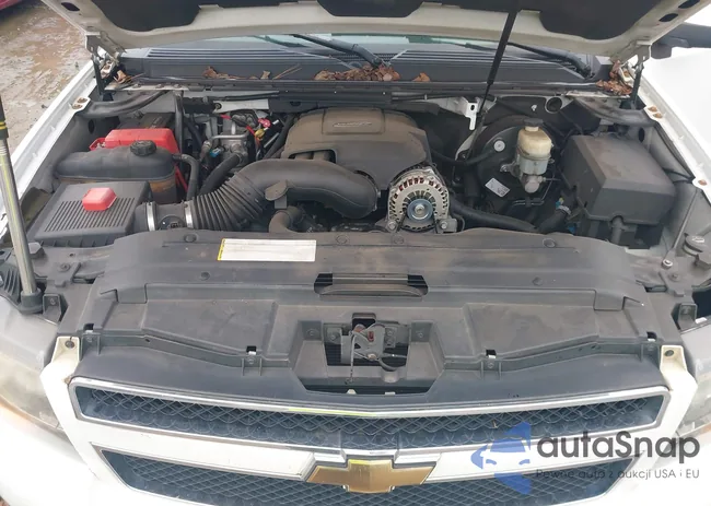 1GNFC13067R109370: 44220685