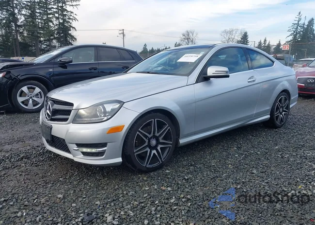 WDDGJ8JB1EG302430: 44220718