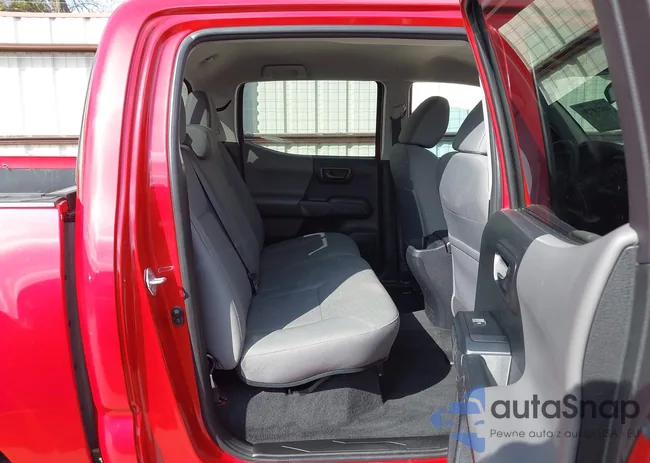 3TYAX5GN3MT032401: 44220738