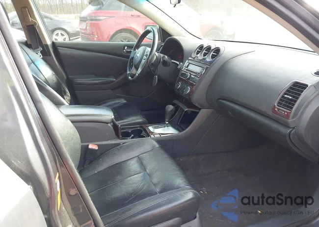 1N4AL21E67N492134: 44220742