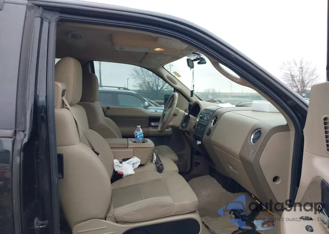 1FTRX14W88FB00430: 44220758