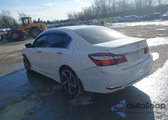 1HGCR2F58GA195904: 44220797