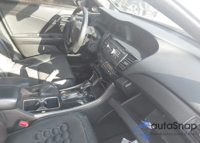 1HGCR2F58GA195904: 44220797