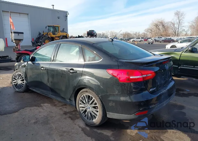 1FADP3J21FL241223: 44220799