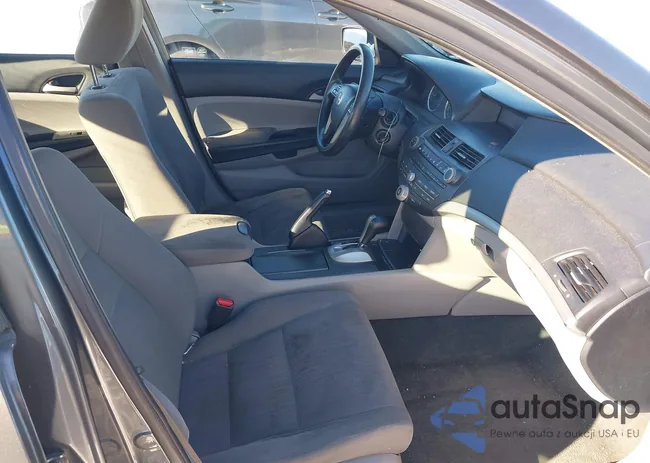 1HGCP2F30BA020091: 44220802