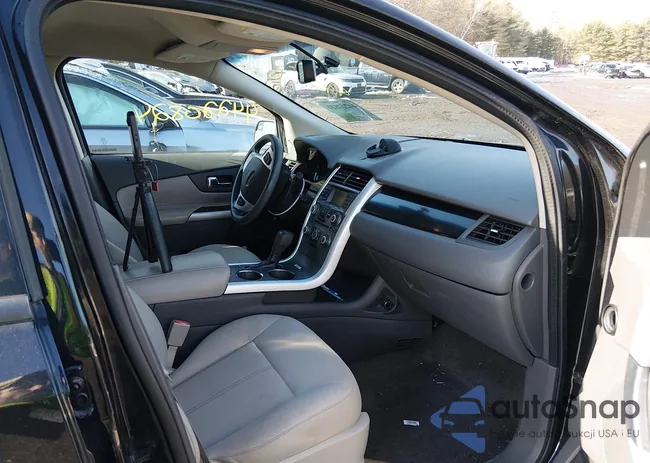 2FMDK3GC8EBA58582: 44220824