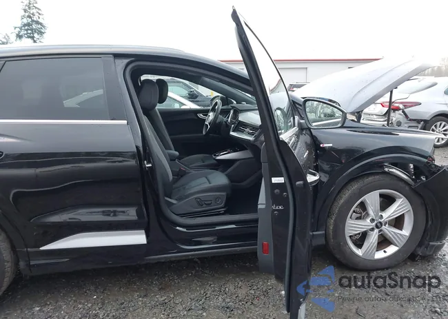 WA1KUBFZ6RP035901: 44220835