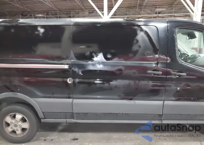 1FTYR2YM6HKB57740: 44220839