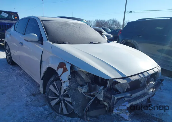 1N4BL4EV2MN304635: 44220870