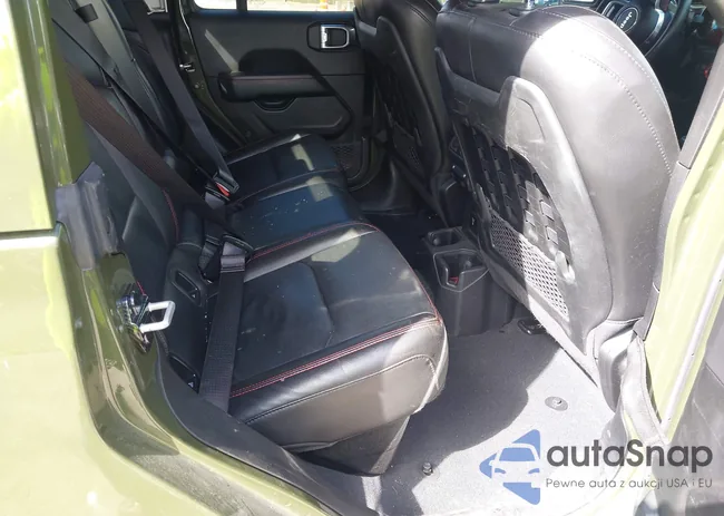 1C6JJTBG4NL105523: 44220892