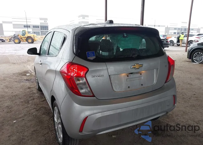 KL8CD6SAXKC701777: 44220897