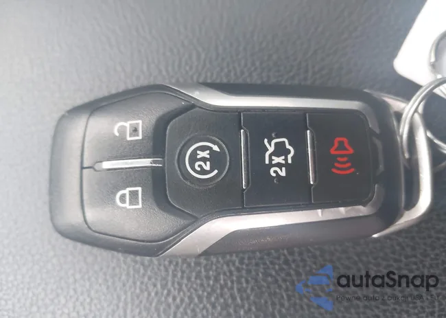 1FM5K8D86HGD88817: 44220900