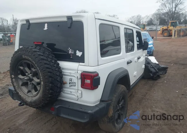 1C4HJXDM3MW713838: 44220909