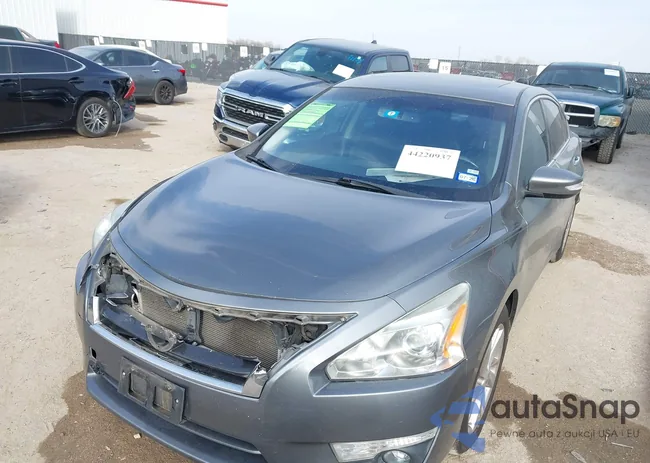 1N4AL3AP3FN872070: 44220937