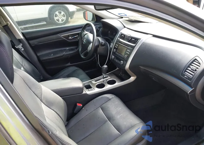 1N4AL3AP3FN872070: 44220937