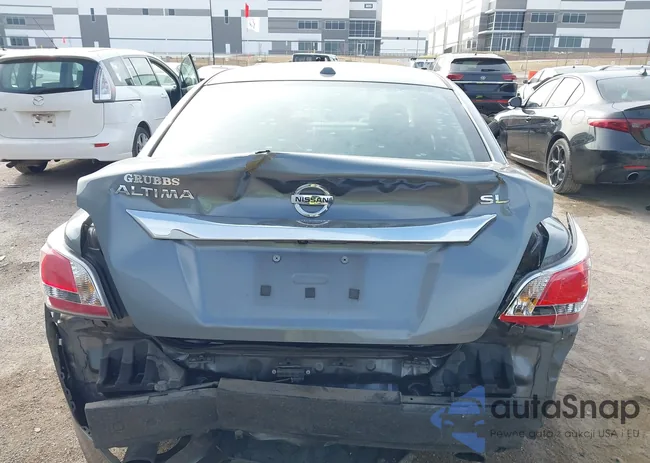 1N4AL3AP3FN872070: 44220937