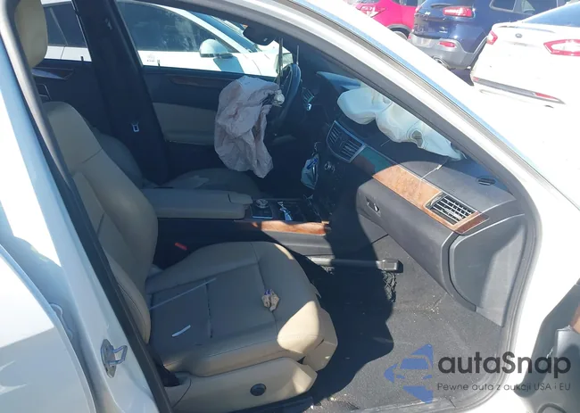 WDDHF2EB3DA727985: 44220002