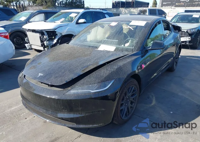 5YJ3E1EA2SF013035: 44220021