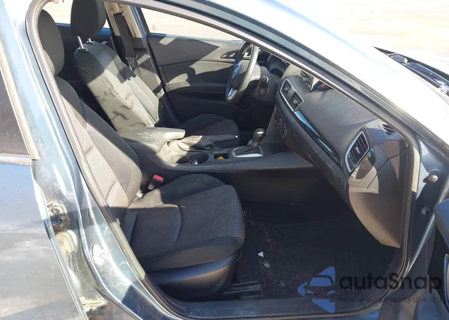 JM1BM1V76E1132061: 44220042