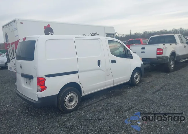 3N6CM0KN1HK706700: 44220111