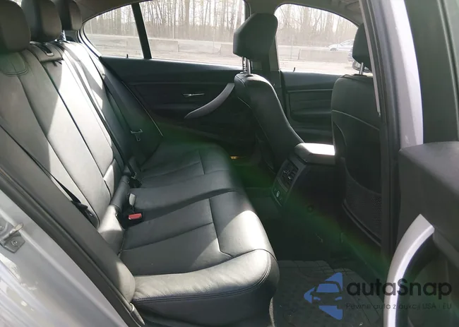 WBA3B5G59DNS01228: 44220124