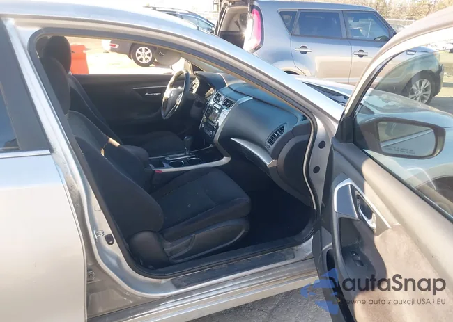 1N4AL3AP8DC135603: 44220143