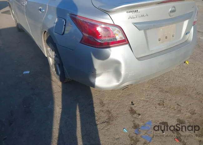 1N4AL3AP8DC135603: 44220143