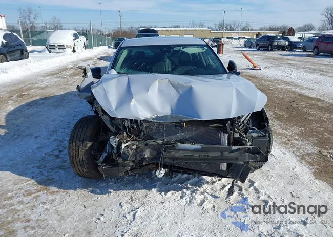 1N4BL4CV6RN403727: 44220155