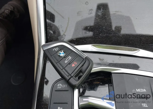 WBY43AW01RFS57151: 44220163