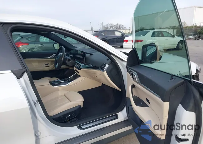 WBY43AW01RFS57151: 44220163