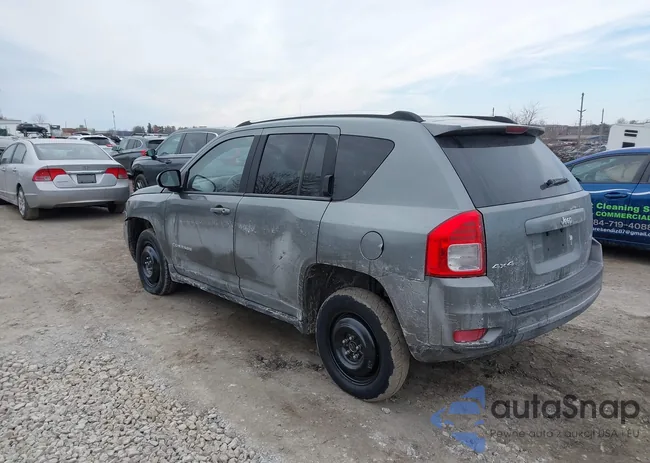 1J4NF1FB7BD202004: 44220261